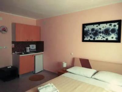 ApartViola - 1