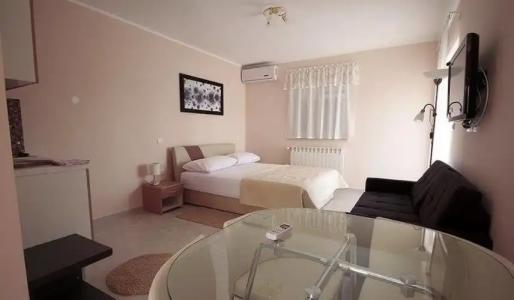 ApartViola - 64