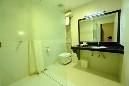 Vannasut and Spa - 88