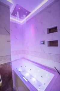 Diamond Suites by Reykjavik Keflavik Airport - 13