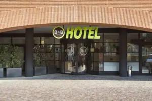 b&b Hotel Como, Комо