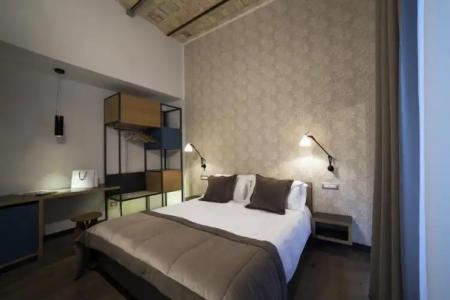 1880 Atypical Rooms - 37