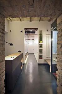 1880 Atypical Rooms - 12