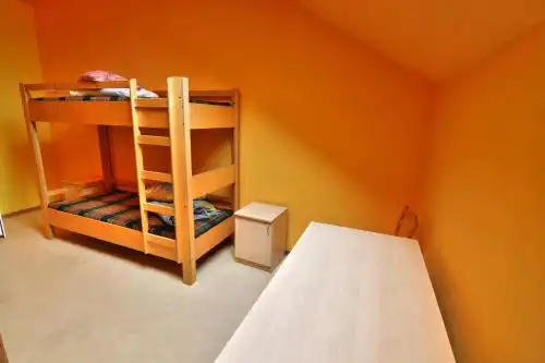 Kocēnu sporta nama hostelis - 15