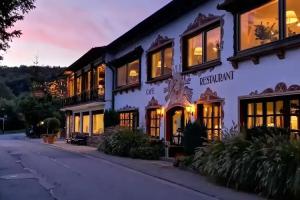 Ringhotel Siegfriedbrunnen, Гразелленбах