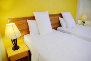 Отель «The Melrose»