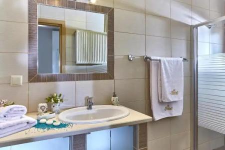 Keramos Villa & Apartments - 59