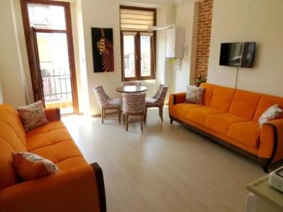 Istanberry - Sunshine Flats - 88