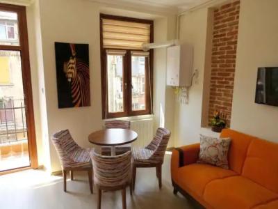 Istanberry - Sunshine Flats - 96