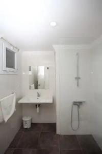 Vega Boutique & Aparts - 86