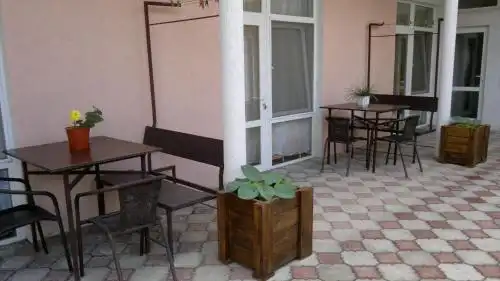 Виктория + - 14