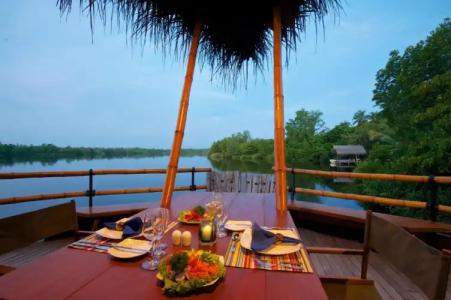 Yathra Houseboat by Jetwing - 26