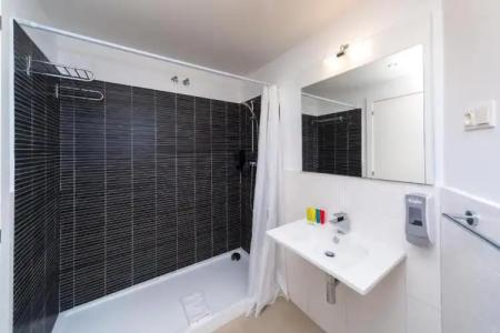 ApartFerrer Skyline - 70