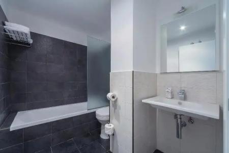 ApartFerrer Skyline - 98