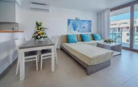 ApartFerrer Skyline - 121