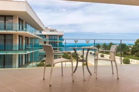 ApartFerrer Skyline - 79