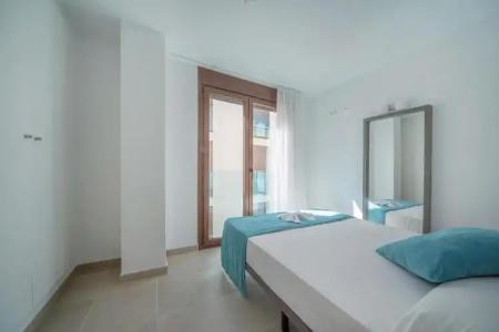 ApartFerrer Skyline - 110