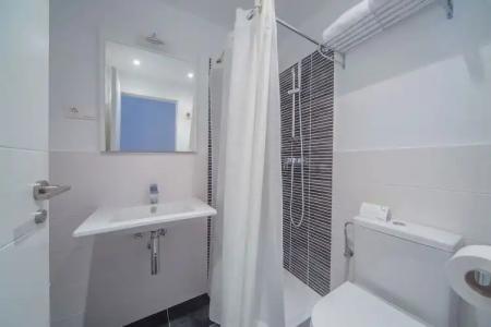 ApartFerrer Skyline - 57