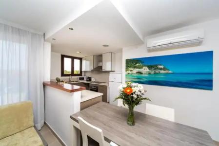 ApartFerrer Skyline - 63