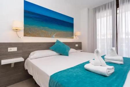 ApartFerrer Skyline - 75