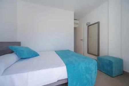 ApartFerrer Skyline - 117