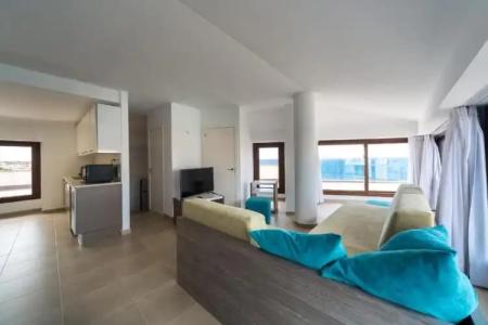 ApartFerrer Skyline - 163