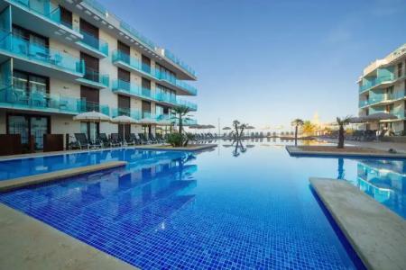 ApartFerrer Skyline - 13