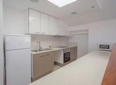 ApartFerrer Skyline - 45