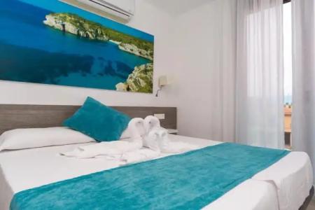 ApartFerrer Skyline - 111