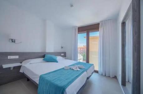 ApartFerrer Skyline - 126