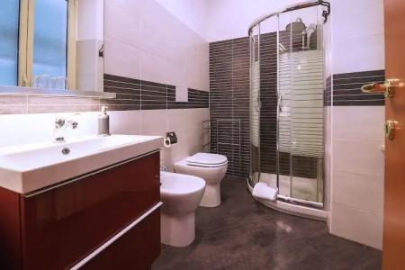 Miclad Colosseum Guest House - 7