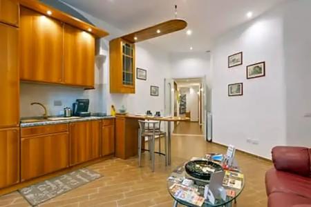 Miclad Colosseum Guest House - 51