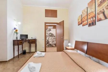 Miclad Colosseum Guest House - 81