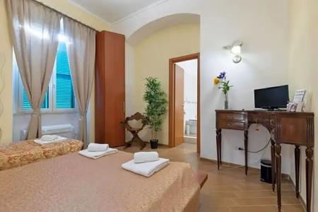 Miclad Colosseum Guest House - 46