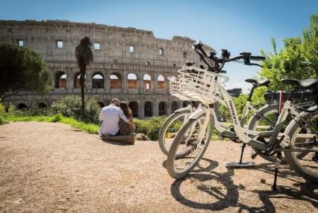 Miclad Colosseum Guest House - 21