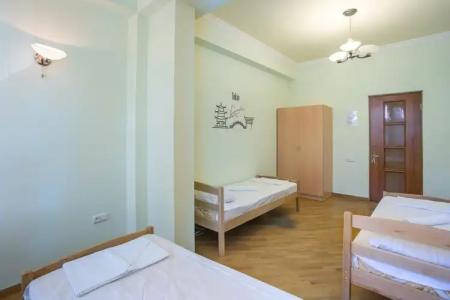 Umba Hostel & Tours - 3
