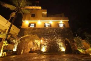 Rock Fort Hotel & Spa Unawatuna, Унаватуна