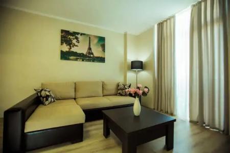 ApartHoliday Lux Batumi - 12