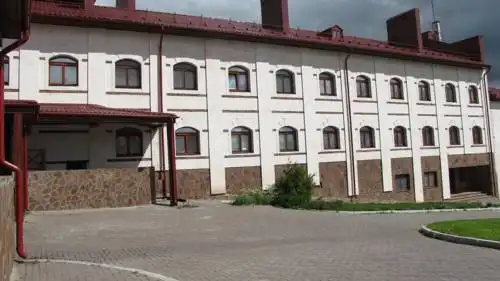 Монастырская - 0