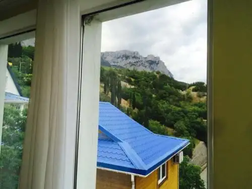 Green Hills - 50