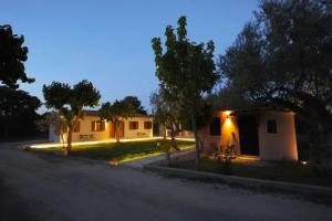 Гостевой дом «Castle View Bungalows», Мистрас