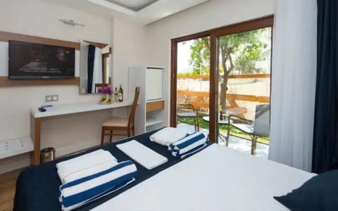 Amore Teki̇rova - 59