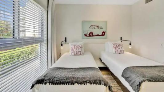 Beach Haus Key Biscayne Contemporary - 105