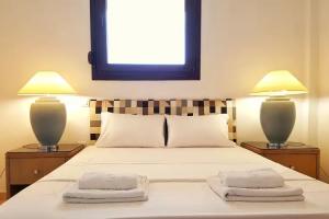 Апарт-отель «Bungalow White Tennis  & Suites», Пефкохори