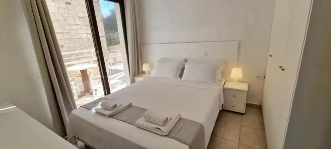 Bungalow White Tennis  & Suites - 144