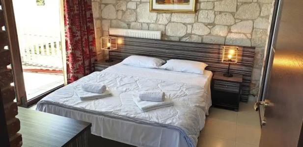 Bungalow White Tennis  & Suites - 206