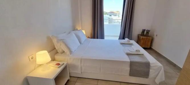 Bungalow White Tennis  & Suites - 153