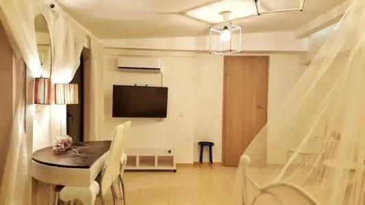 Bungalow White Tennis  & Suites - 127