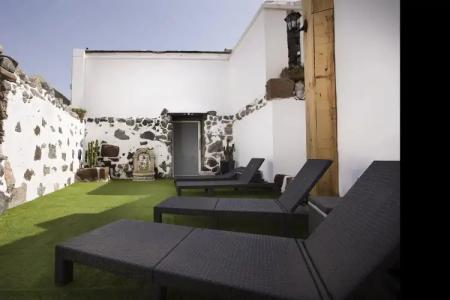 El Charco Suites - 18