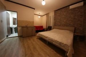 Shara Talyan 8/2 Guest House